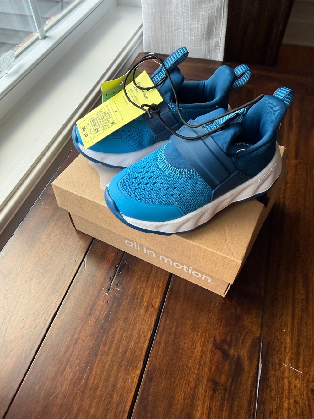 all in motion Kids Teal/Blue Slip-On Athletic Sneakers size 7 toddler
